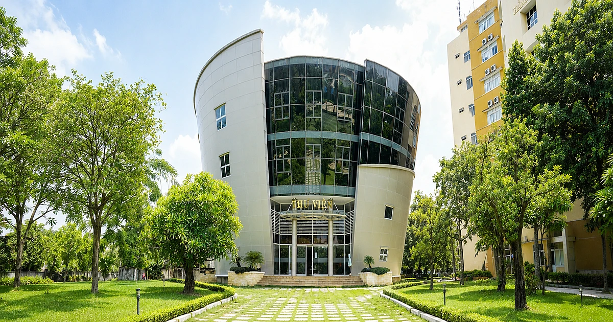 Giới thiệu kỳ thi VSTEP tại ĐH Ngân hàng TP. HCM (HUB)