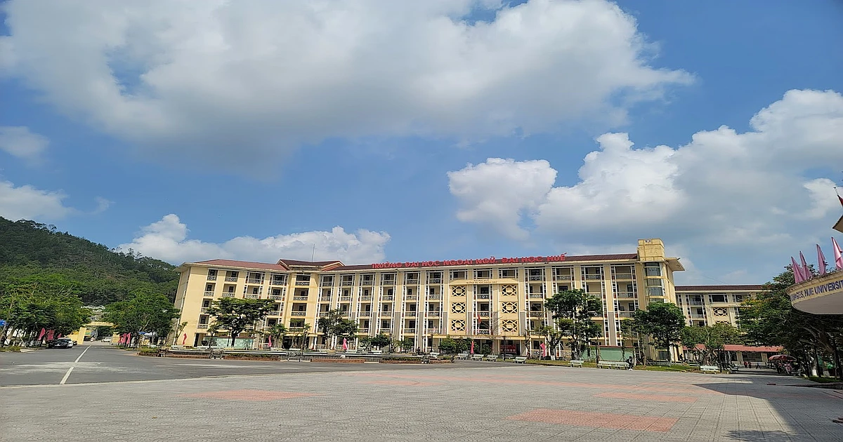 Giới thiệu kỳ thi VSTEP tại ĐH Ngoại ngữ - ĐH Huế (HUCFL)