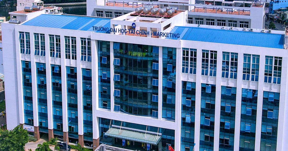 Khóa học ôn thi VSTEP ĐH Tài chính